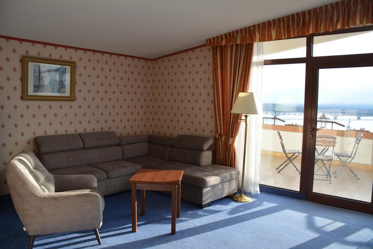 פלוק Hotel Starzynski מראה חיצוני תמונה