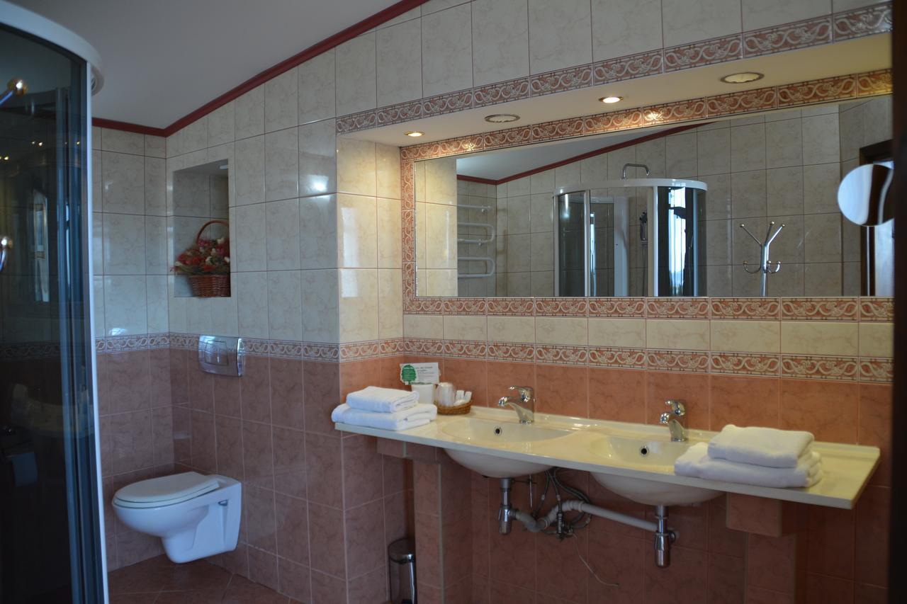 פלוק Hotel Starzynski מראה חיצוני תמונה