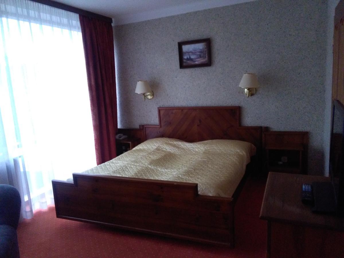פלוק Hotel Starzynski מראה חיצוני תמונה