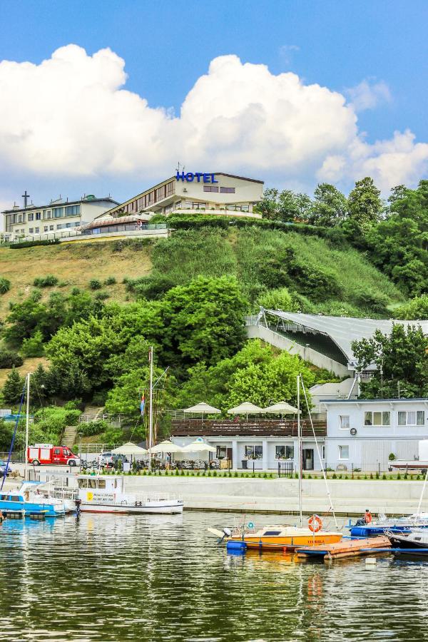 פלוק Hotel Starzynski מראה חיצוני תמונה
